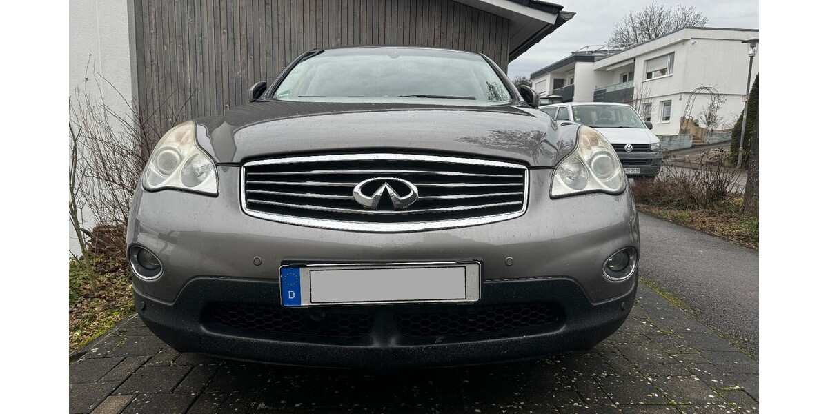 INFINITI EX 37 175.826 km 11.999 &euro; Markdorf 88677