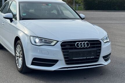 Audi A3 193.000 km 11.990 &euro; Meckenbeuren 88074