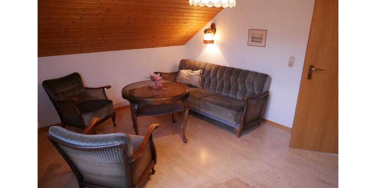 Einfamilienhaus Konstanz Konstanz-Fürstenberg - 7 Zimmer, 161 m&sup2;, 1.700&euro; | Angebot:26491024