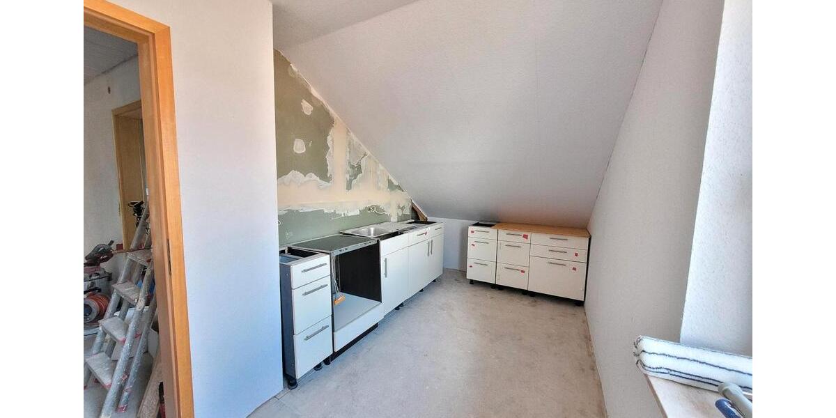 Dachgeschoßwohnung Frickingen - 4 Zimmer, 88 m&sup2;, 1.300&euro; | Angebot:24431604