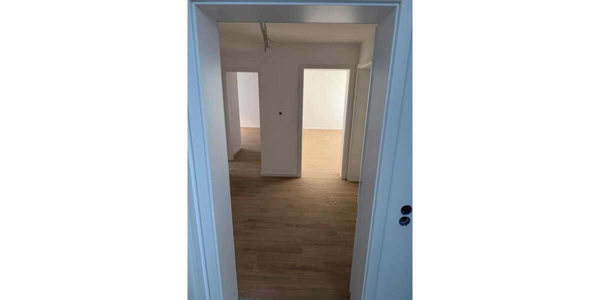 Etagenwohnung Bergatreute - 3 Zimmer, 82 m&sup2;, 1.300&euro; | Angebot:25418065