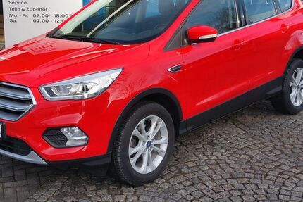 Ford Kuga 63.000 km 15.890 &euro; Überlingen 88662