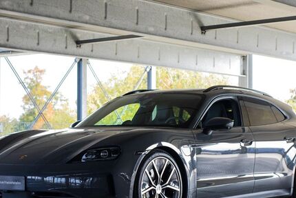 Porsche Taycan 10.000 km 94.870 &euro; Friedrichshafen 88045