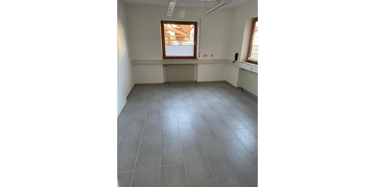 Gewerbeobjekt Meckenbeuren - 900&euro; | Angebot:26661412