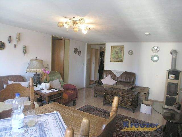 Etagenwohnung Ravensburg Südstadt - 6 Zimmer, 130 m&sup2;, 249.000&euro; | Angebot:25660659