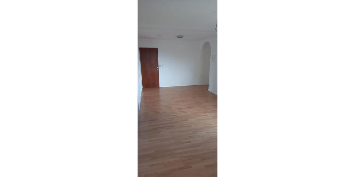 Etagenwohnung Friedrichshafen Ailingen - 4.5 Zimmer, 114 m&sup2;, 1.990&euro; | Angebot:26639110