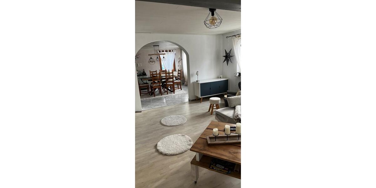 Maisonettenwohnung Schlier - 4 Zimmer, 90 m&sup2;, 1.300&euro; | Angebot:26675102