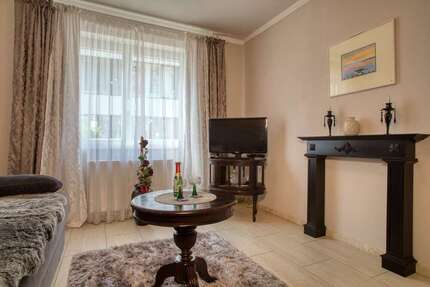 Haus Friedrichshafen - 11 Zimmer, 330 m&sup2;, 1.890.000&euro; | Angebot:24932012