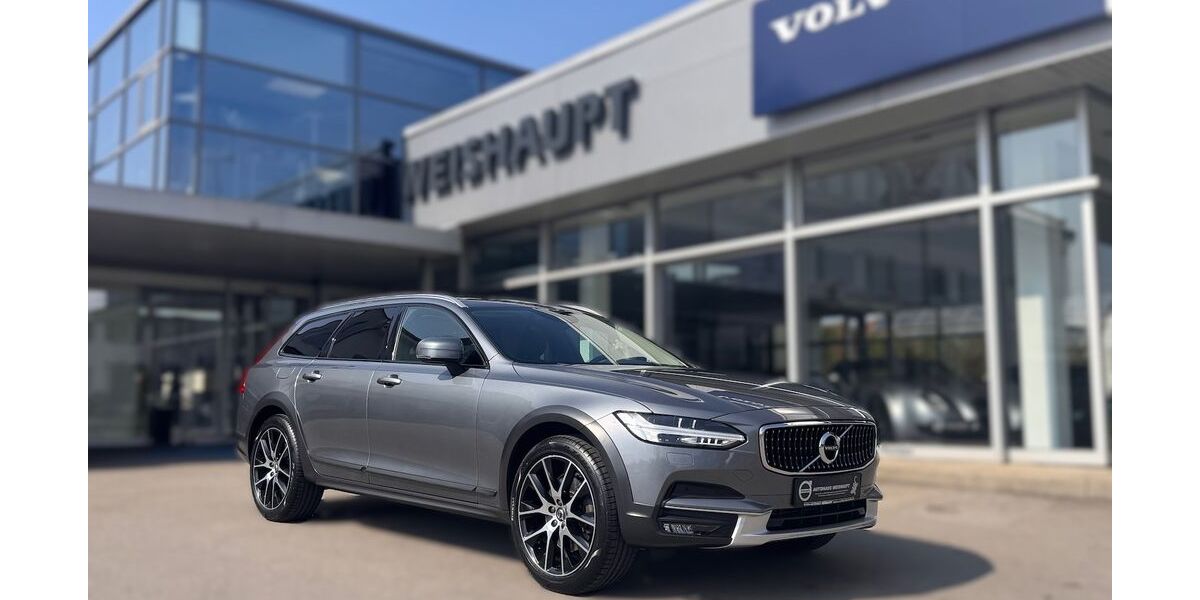 Volvo V90 Cross Country 88.000 km 31.500 &euro; Meckenbeuren 88074