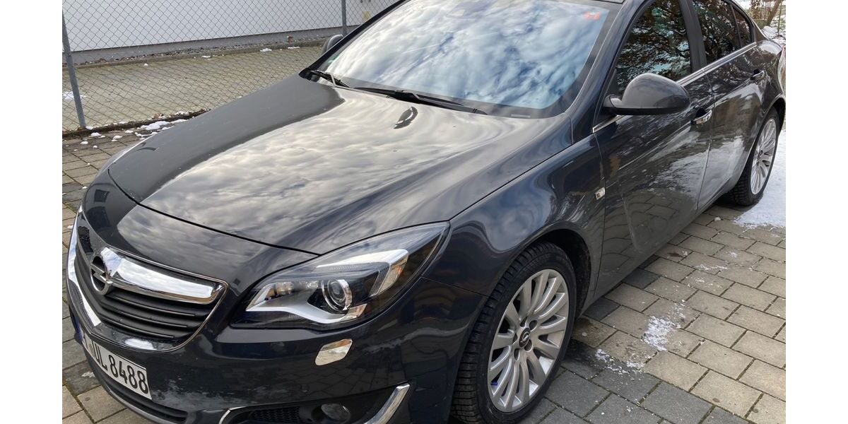 Opel Insignia 94.223 km 12.500 &euro; Tettnang 88069