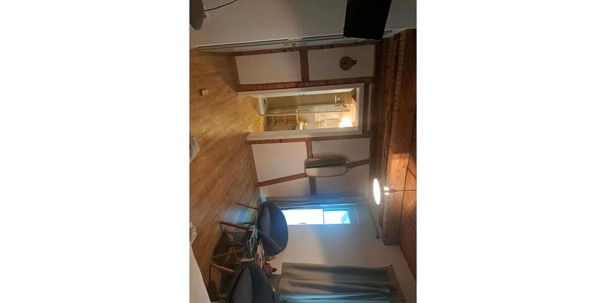 Etagenwohnung Salem - 7 Zimmer, 20 m&sup2;, 500&euro; | Angebot:25170938