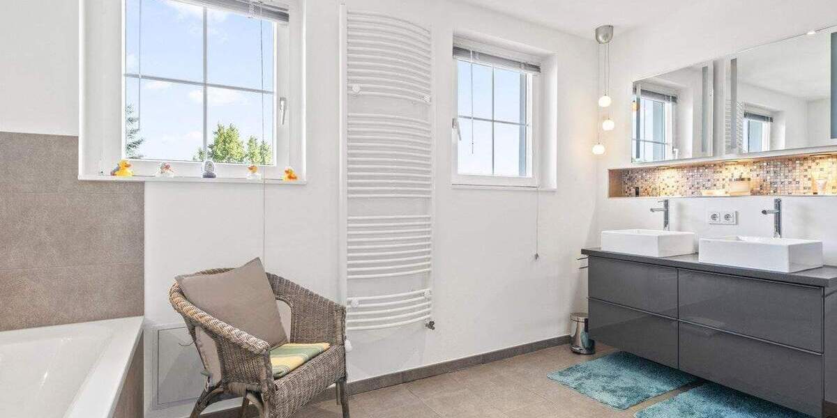 Einfamilienhaus Konstanz Allmannsdorf - 9 Zimmer, 349 m&sup2;, 3.290.000&euro; | Angebot:25675613