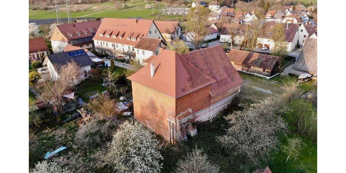 Einfamilienhaus Salem Weildorf - 4 Zimmer, 350 m&sup2;, 520.000&euro; | Angebot:25695284