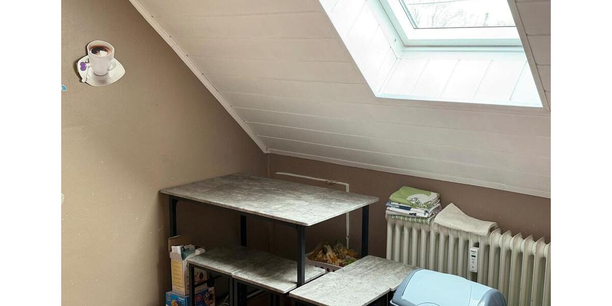 Dachgeschoßwohnung Weingarten - 3.5 Zimmer, 71 m&sup2;, 870&euro; | Angebot:26024478