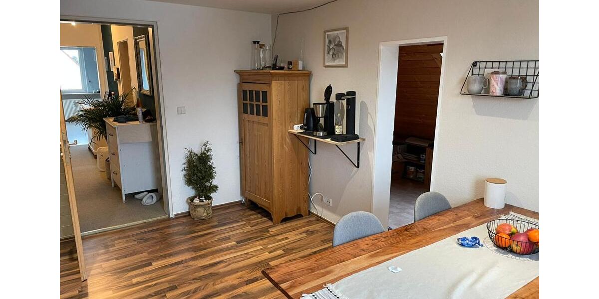 Dachgeschoßwohnung Salem - 2.5 Zimmer, 85 m&sup2;, 880&euro; | Angebot:26447018