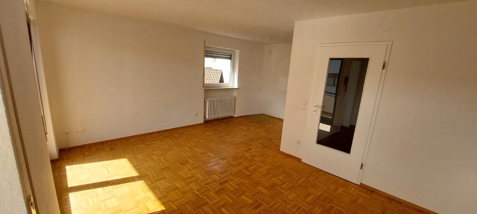 Etagenwohnung Markdorf - 5 Zimmer, 135 m&sup2;, 1.600&euro; | Angebot:25977734