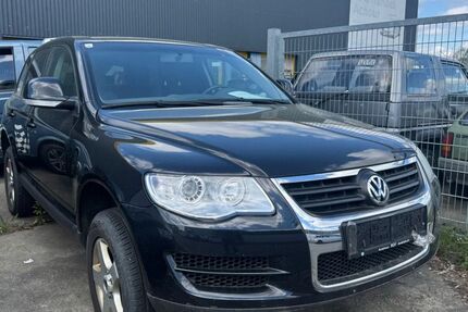VW Touareg 221.621 km 2.999 &euro; weingarten 88250