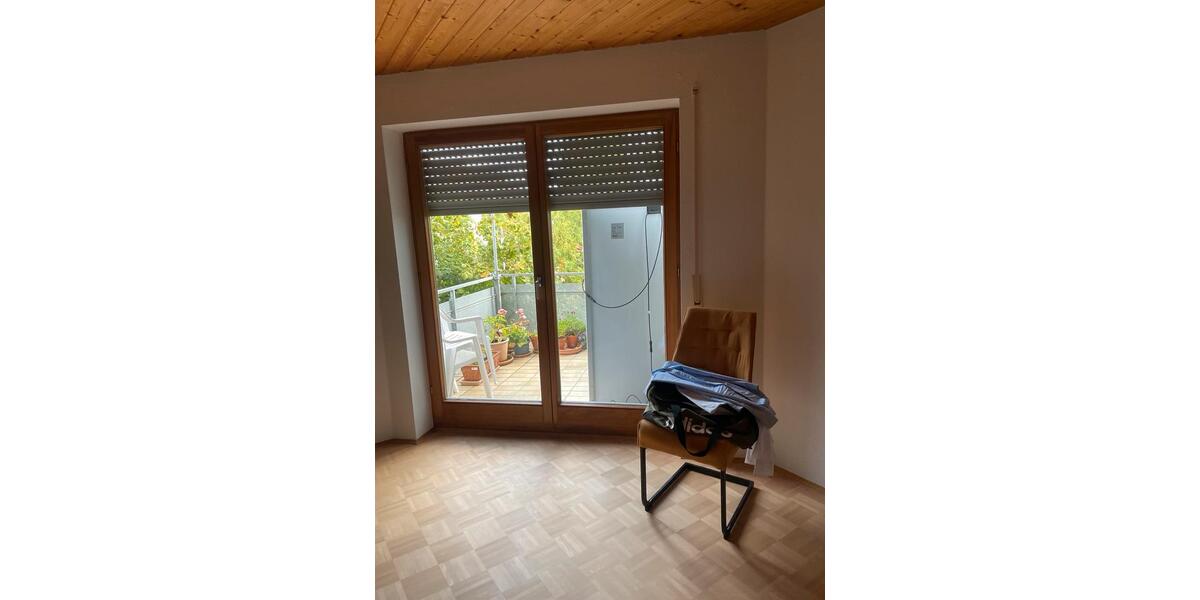 Dachgeschoßwohnung Salem - 2 Zimmer, 74 m&sup2;, 250.000&euro; | Angebot:24819066