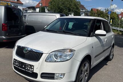 Skoda Fabia 118.000 km 3.990 &euro; Friedrichshafen 88045