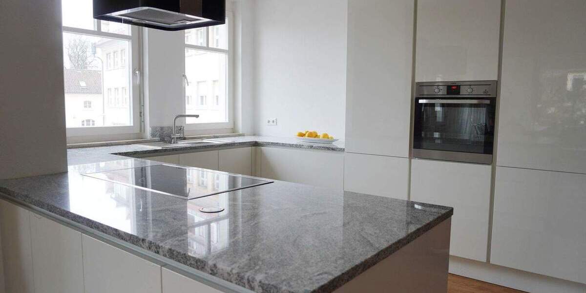 Etagenwohnung Überlingen - 3 Zimmer, 141 m&sup2;, 2.090&euro; | Angebot:25996252