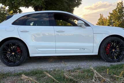 Porsche Macan 30.000 km 81.900 &euro; Tettnang 88069