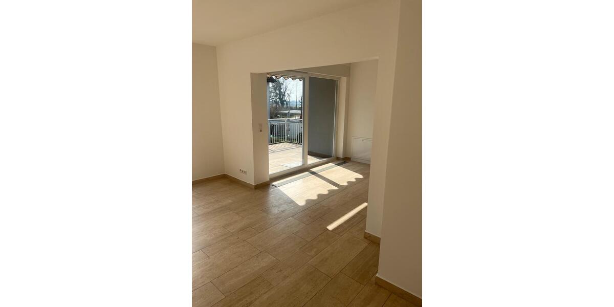 Etagenwohnung Kressbronn am Bodensee - 3.5 Zimmer, 104 m&sup2;, 1.450&euro; | Angebot:25642670