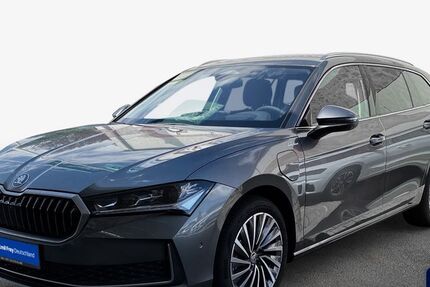 Skoda Superb 13.500 km 46.470 &euro; Friedrichshafen 88046
