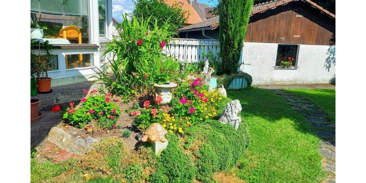 Einfamilienhaus Stetten - 8 Zimmer, 220 m&sup2;, 749.000&euro; | Angebot:25771243