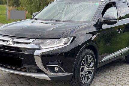 Mitsubishi Outlander 182.268 km 12.500 &euro; Tettnang 88069