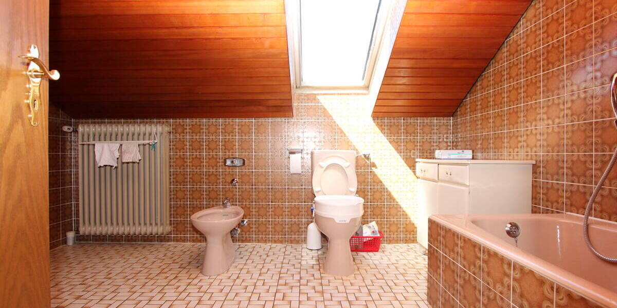 Etagenwohnung Friedrichshafen Allmannsweiler - 3 Zimmer, 79 m&sup2;, 220.000&euro; | Angebot:25699783