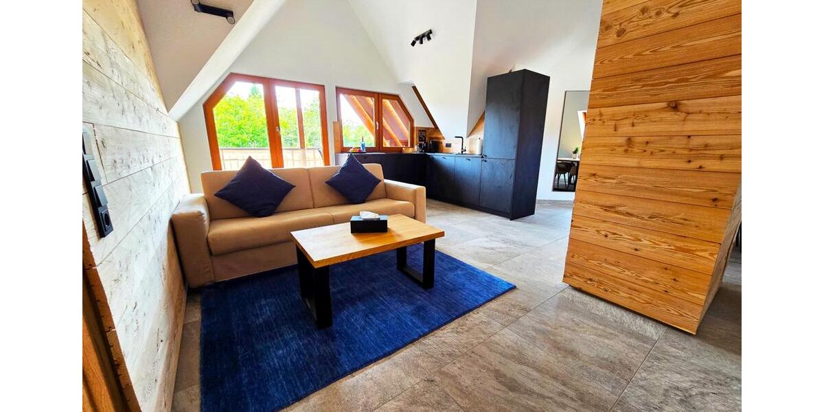 Dachgeschoßwohnung Meersburg - 2 Zimmer, 52 m&sup2;, 349.000&euro; | Angebot:27077312