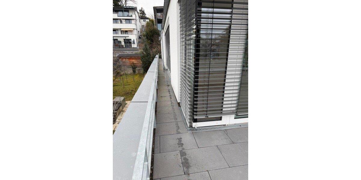 Dachgeschoßwohnung Überlingen - 3 Zimmer, 119 m&sup2;, 2.250&euro; | Angebot:26580201