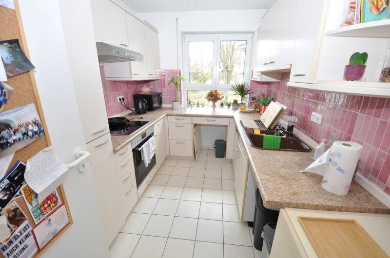 Etagenwohnung Konstanz Allmannsdorf - 3 Zimmer, 81 m&sup2;, 1.300&euro; | Angebot:26082986