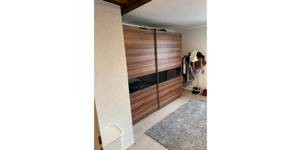 Dachgeschoßwohnung Salem - 2.5 Zimmer, 85 m&sup2;, 880&euro; | Angebot:26447018