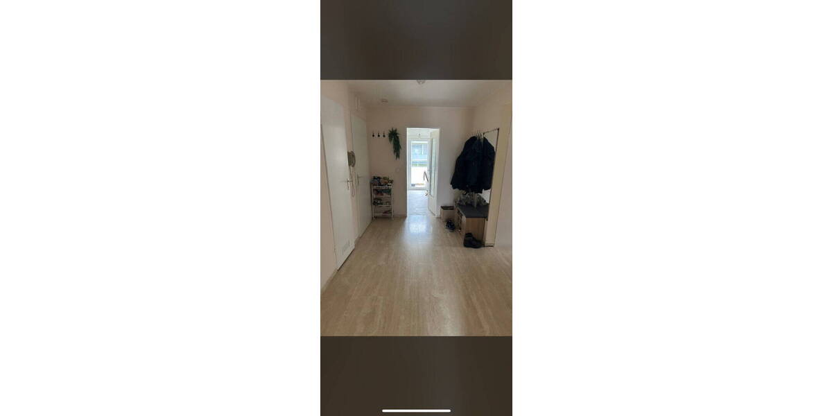 Etagenwohnung Konstanz Staad - 4 Zimmer, 14 m&sup2;, 550&euro; | Angebot:25969941