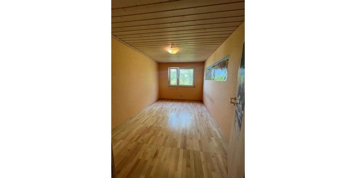 Mehrfamilienhaus, Wohnhaus Friedrichshafen Allmannsweiler - 4 Zimmer, 77 m&sup2;, 200.000&euro; | Angebot:26712818