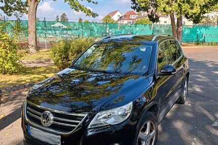 VW Tiguan 272.000 km 5.000 &euro; Friedrichshafen 88045