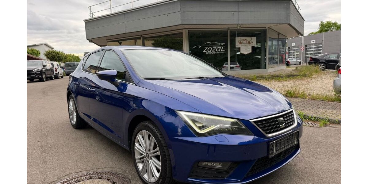 Seat Leon 122.750 km 13.500 &euro; Friedrichshafen 88045