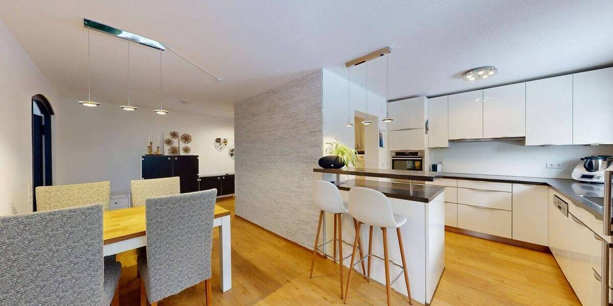 Etagenwohnung Weingarten - 4 Zimmer, 125 m&sup2;, 528.000&euro; | Angebot:25996367