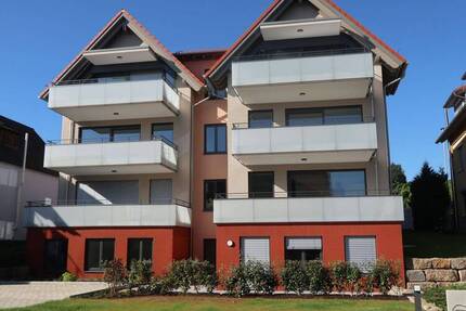 Wohnung Hagnau am Bodensee - 4 Zimmer, 95 m&sup2;, 1.650&euro; | Angebot:25690374