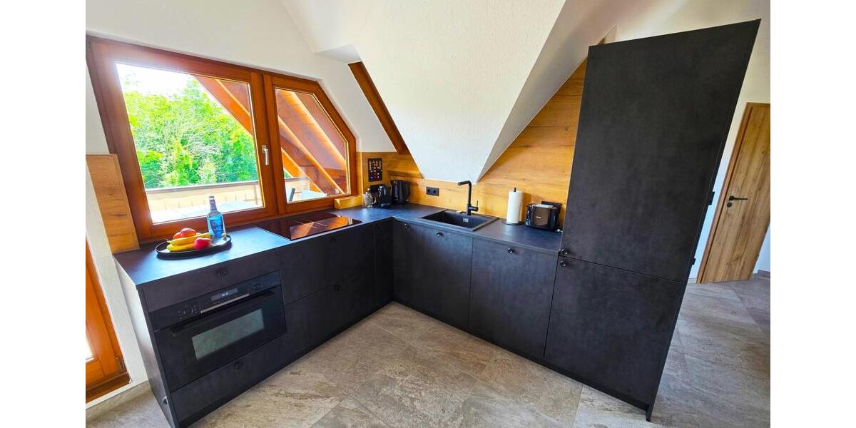 Dachgeschoßwohnung Meersburg - 2 Zimmer, 52 m&sup2;, 349.000&euro; | Angebot:27077312