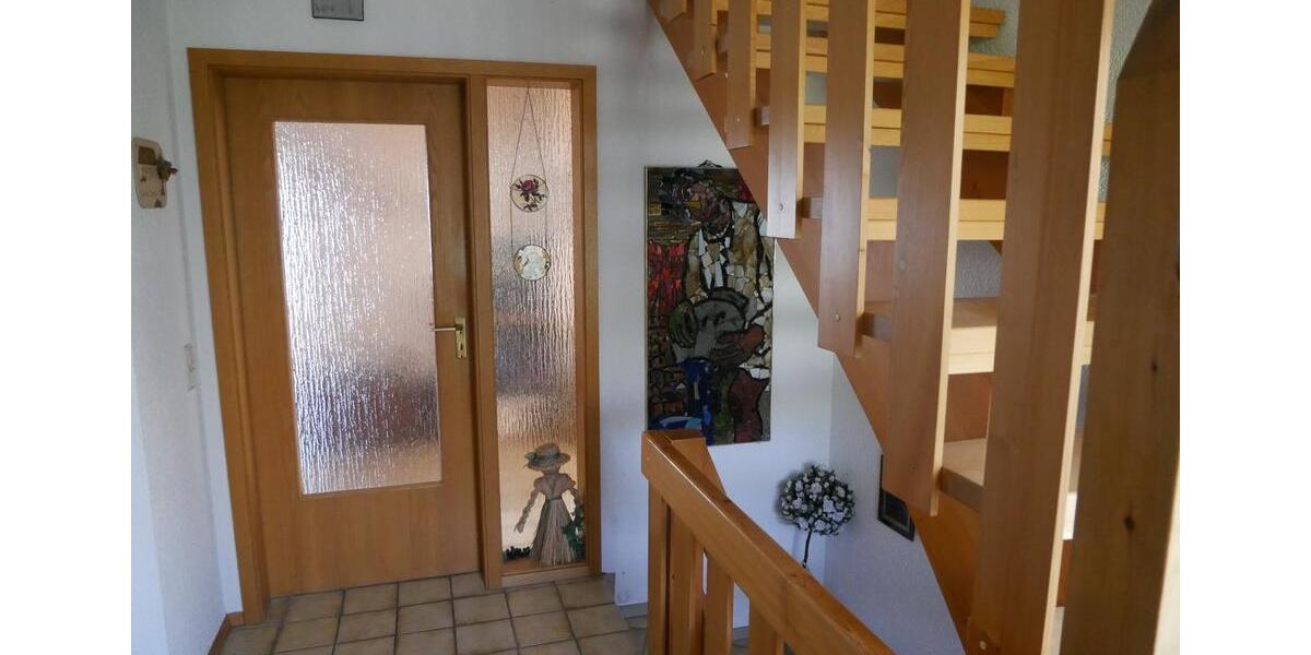 Einfamilienhaus Konstanz Konstanz-Fürstenberg - 7 Zimmer, 161 m&sup2;, 1.700&euro; | Angebot:26491024
