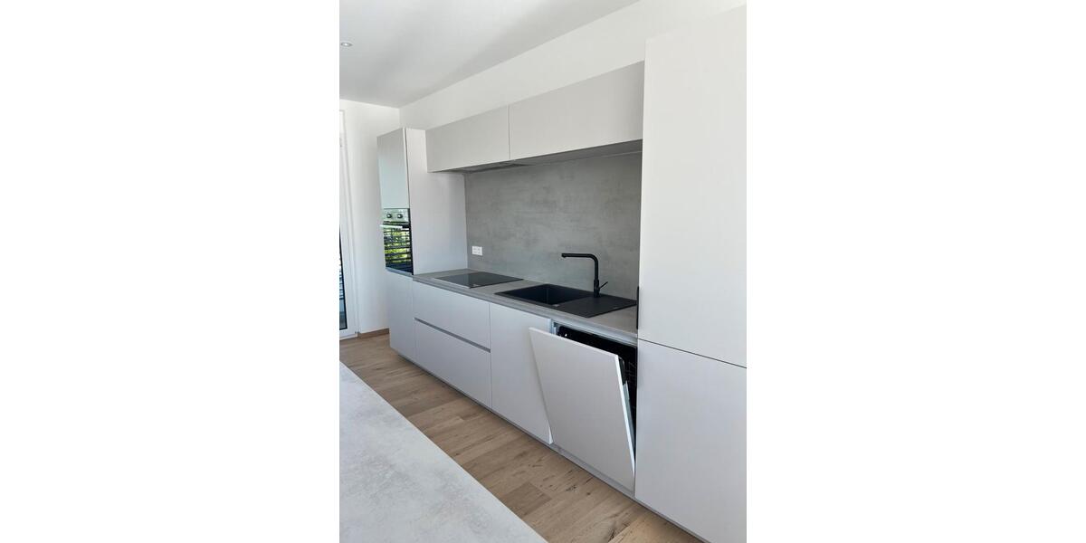 Dachgeschoßwohnung Überlingen - 3 Zimmer, 119 m&sup2;, 2.250&euro; | Angebot:26580201