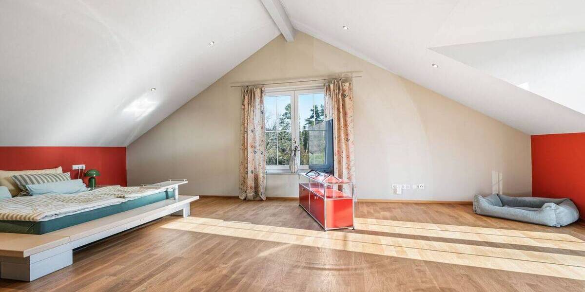 Einfamilienhaus Meersburg - 1 Zimmer, 415 m&sup2;, 4.650.000&euro; | Angebot:26018508