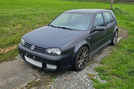 VW Golf 272.242 km 2.800 &euro; Sigmarszell 88138