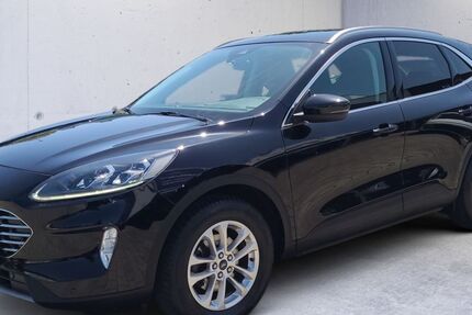 Ford Kuga 83.354 km 20.980 &euro; Konstanz 78467