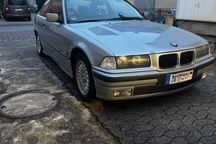 BMW 328 220.000 km 9.499 &euro; Friedrichshafen 88046