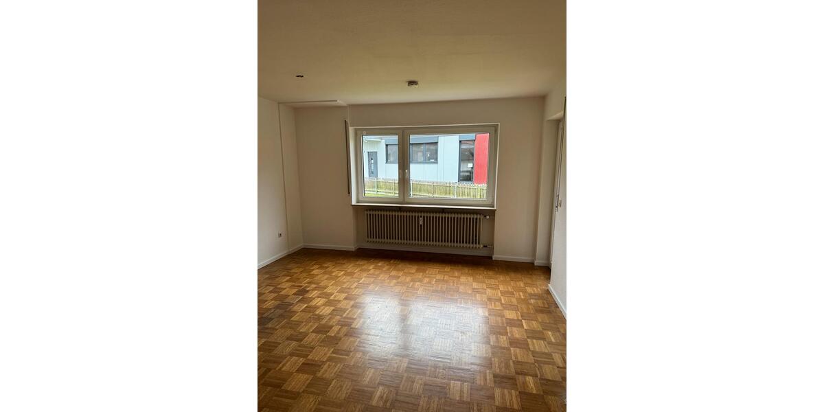 Erdgeschoßwohnung Salem - 3.5 Zimmer, 75 m&sup2;, 975&euro; | Angebot:25639882