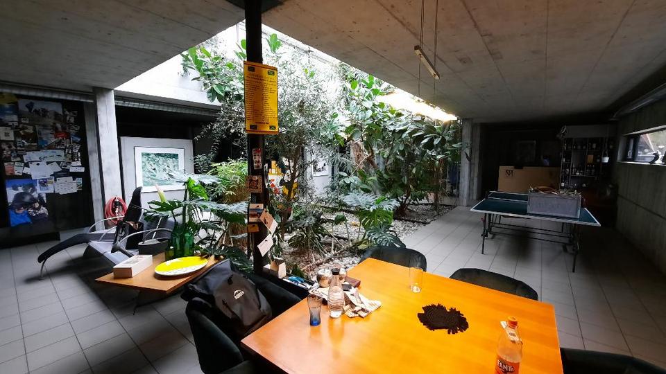 Erdgeschoßwohnung Meersburg - 2 Zimmer, 197 m&sup2;, 1.700&euro; | Angebot:26645518