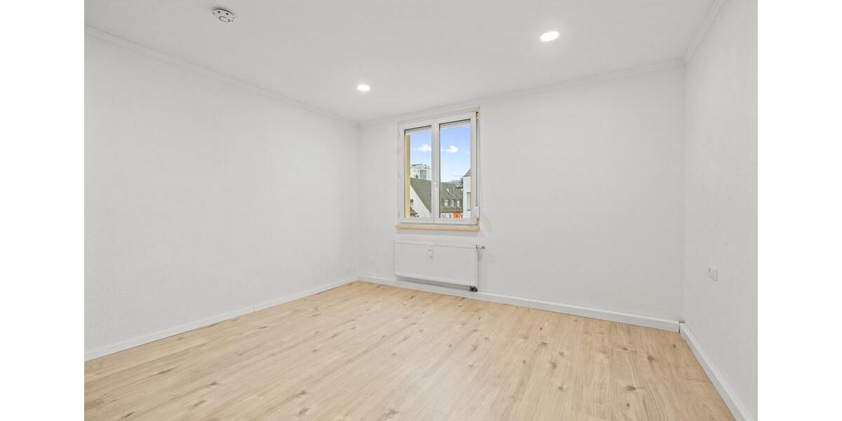 Etagenwohnung Friedrichshafen - 5 Zimmer, 98 m&sup2;, 360.000&euro; | Angebot:25973521